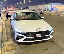 هیوندای ئەلەنترا